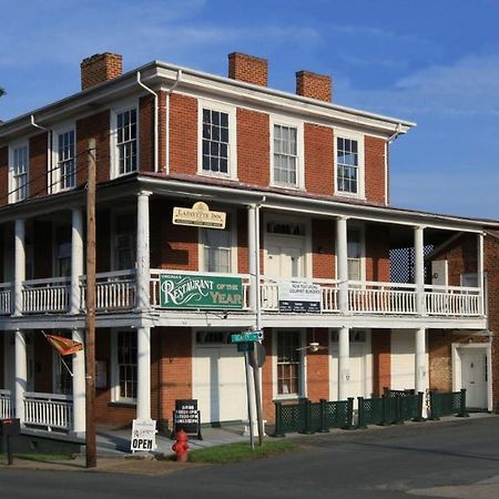 The Lafayette Inn & Restaurant Stanardsville Eksteriør bilde