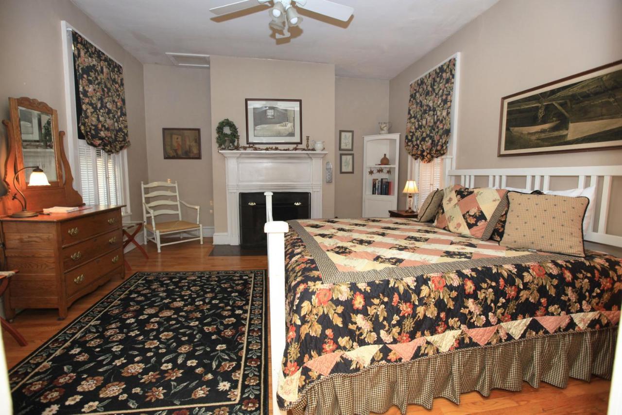 The Lafayette Inn & Restaurant Stanardsville Rom bilde