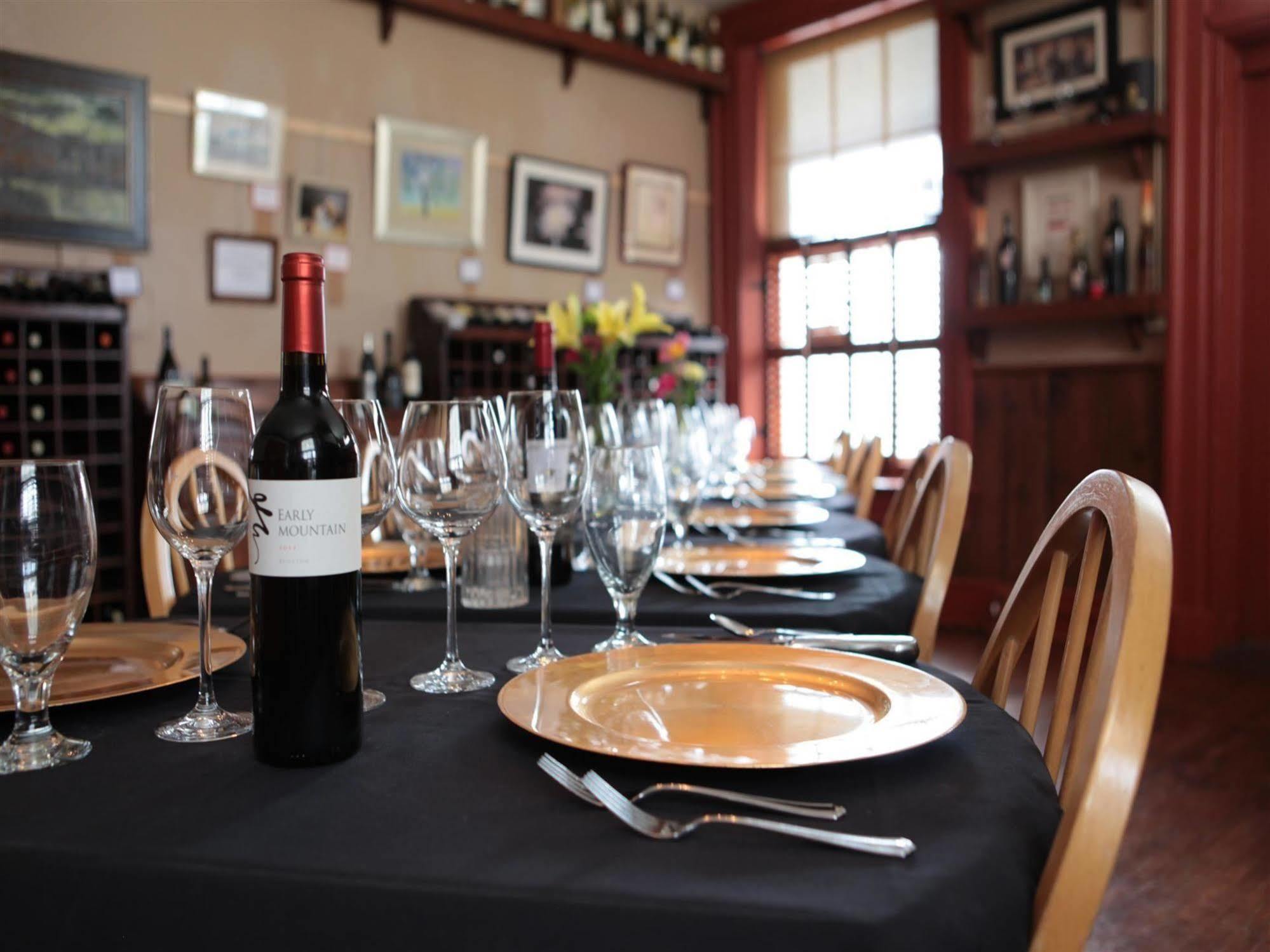 The Lafayette Inn & Restaurant Stanardsville Eksteriør bilde